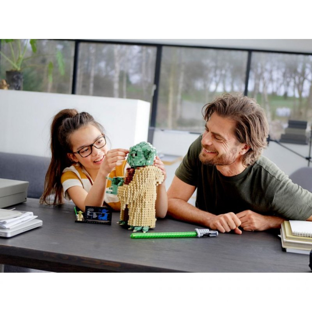 Конструктор LEGO Star Wars Йода 1771 деталь (75255)